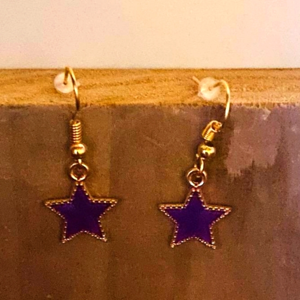 Purple star earrings